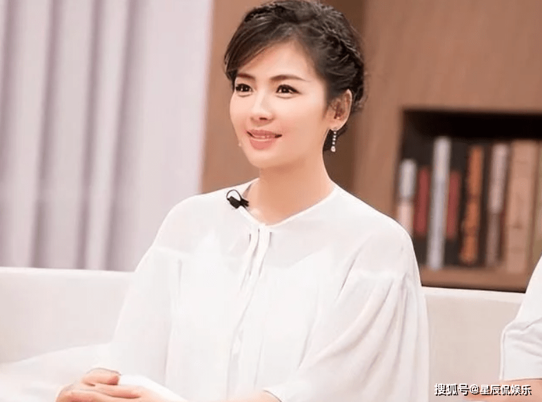 撞脸张雨绮,和原来相比换了个人_一角_吃包子_李玮珉