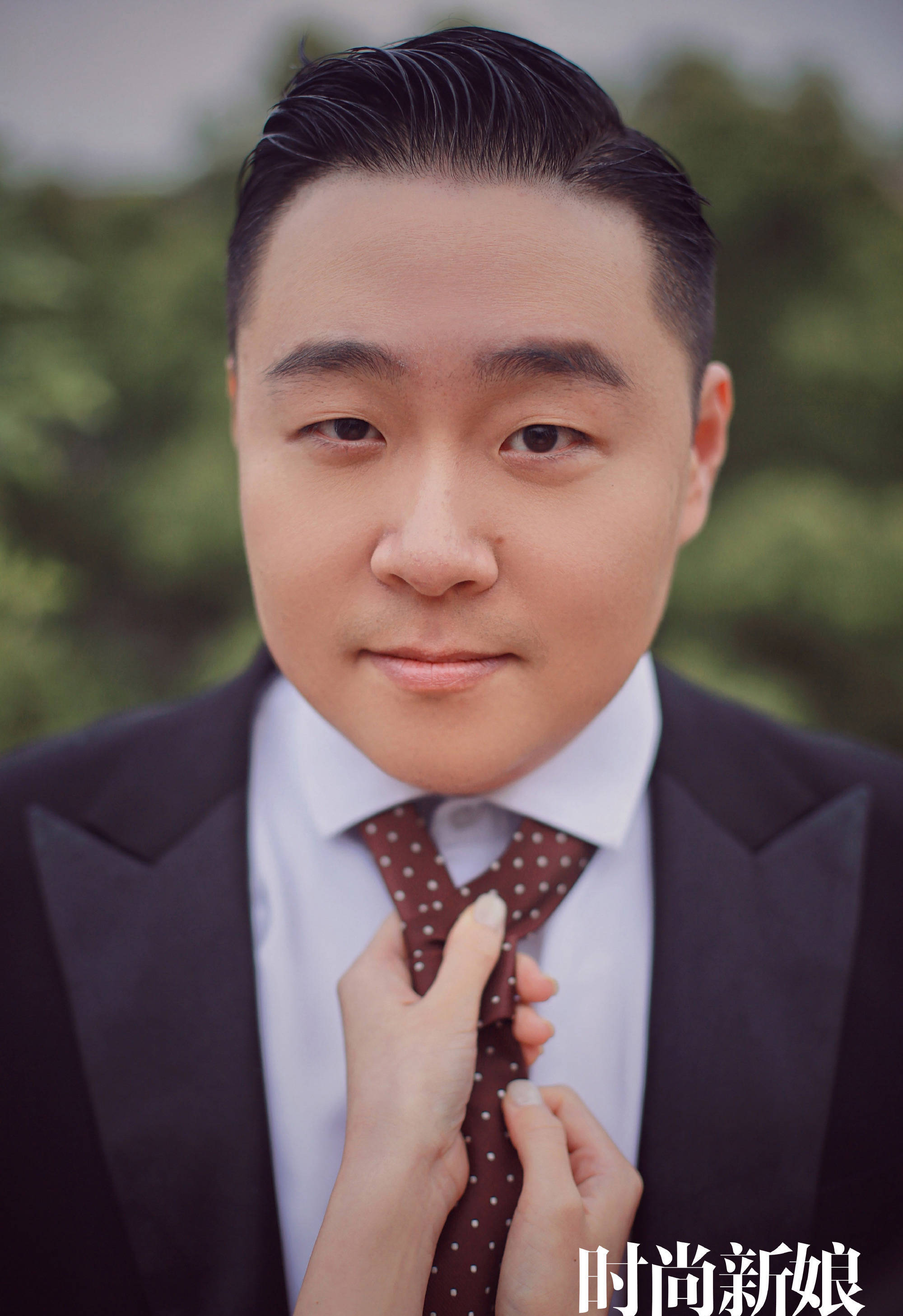 郝劭文晒与老婆的婚纱写真 二人将于15日举办婚礼搜狐大视野搜狐新闻