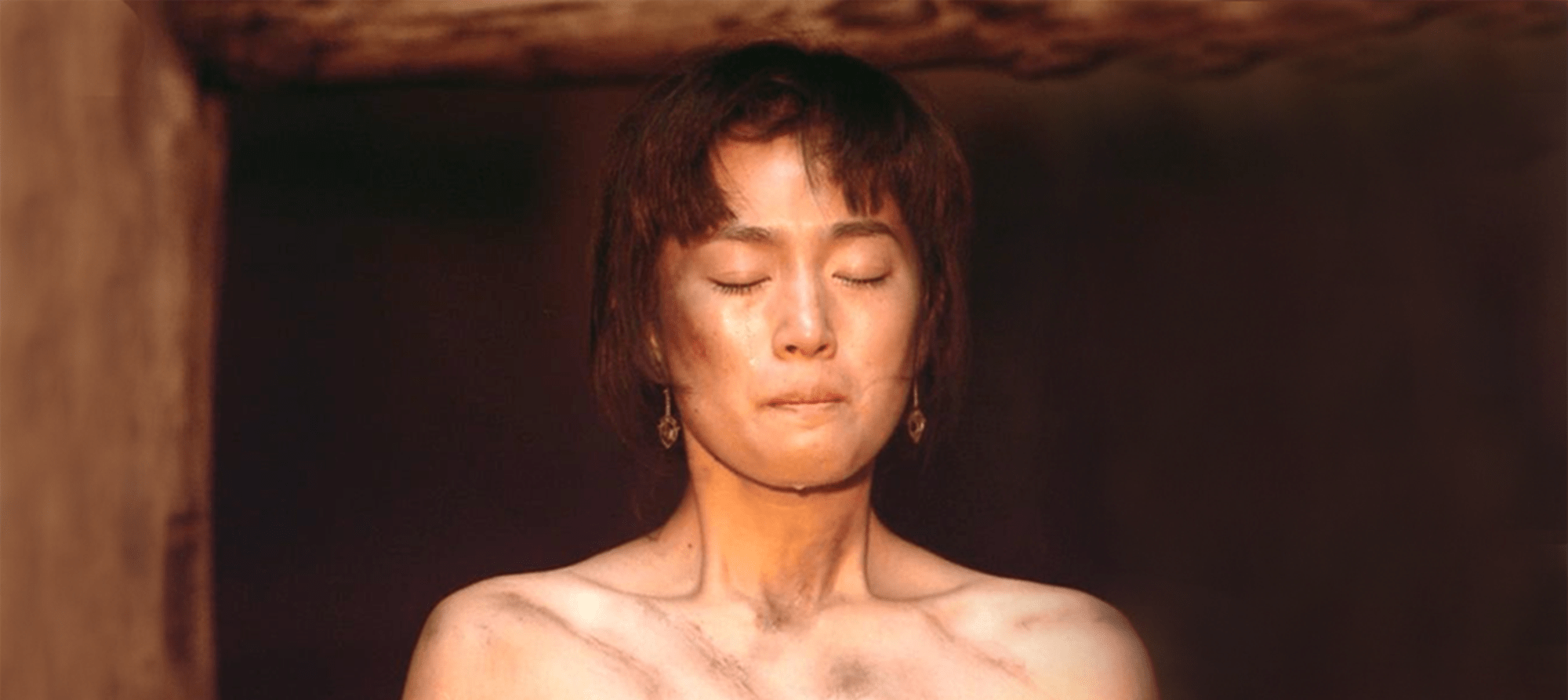 始于巩俐,终于倪妮,张艺谋大导演的"审美"时代,已悄然完结了_电影