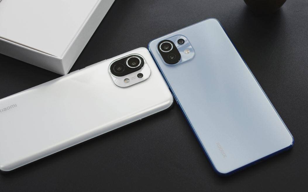 还有三星hm6传感器以及173g的轻巧机身,加上5000mah大电池和33w快充