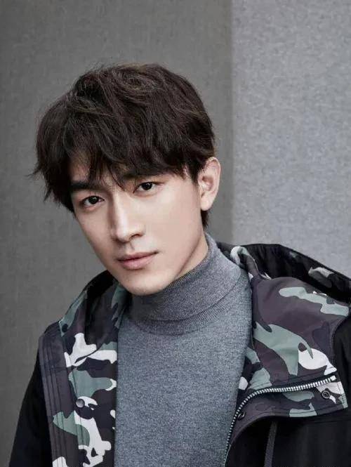 13位辽宁籍男明星,个个阳光帅气,浓眉大眼,你最喜欢谁?