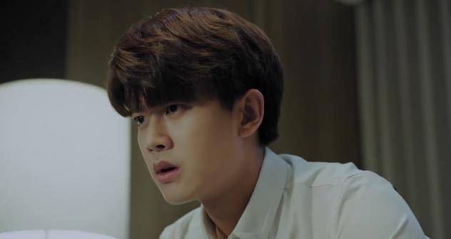 穆青破解诗集密码时,只有惊没有喜,欧可欣不是荣钰_剧情_身份_刘远文