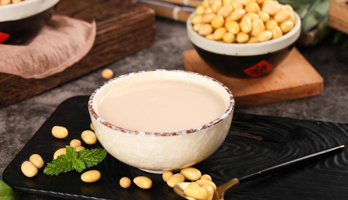 所以平时如果喜欢喝甜豆浆又不小心糖放多的小伙伴就可以用这几种方法