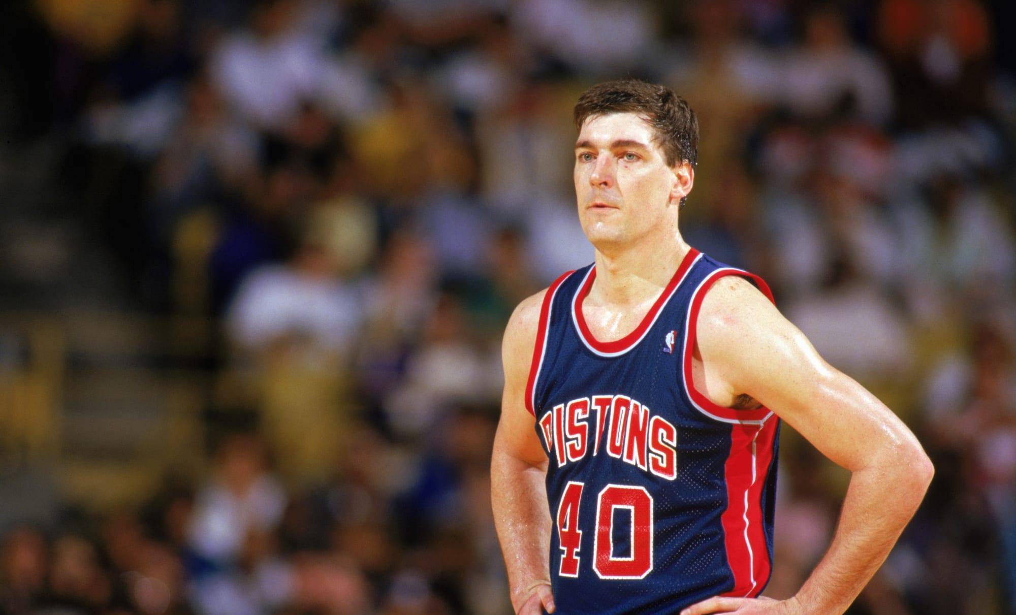 nba打球第一人,拳打伯德踩乔丹,比尔·兰比尔有多猛?