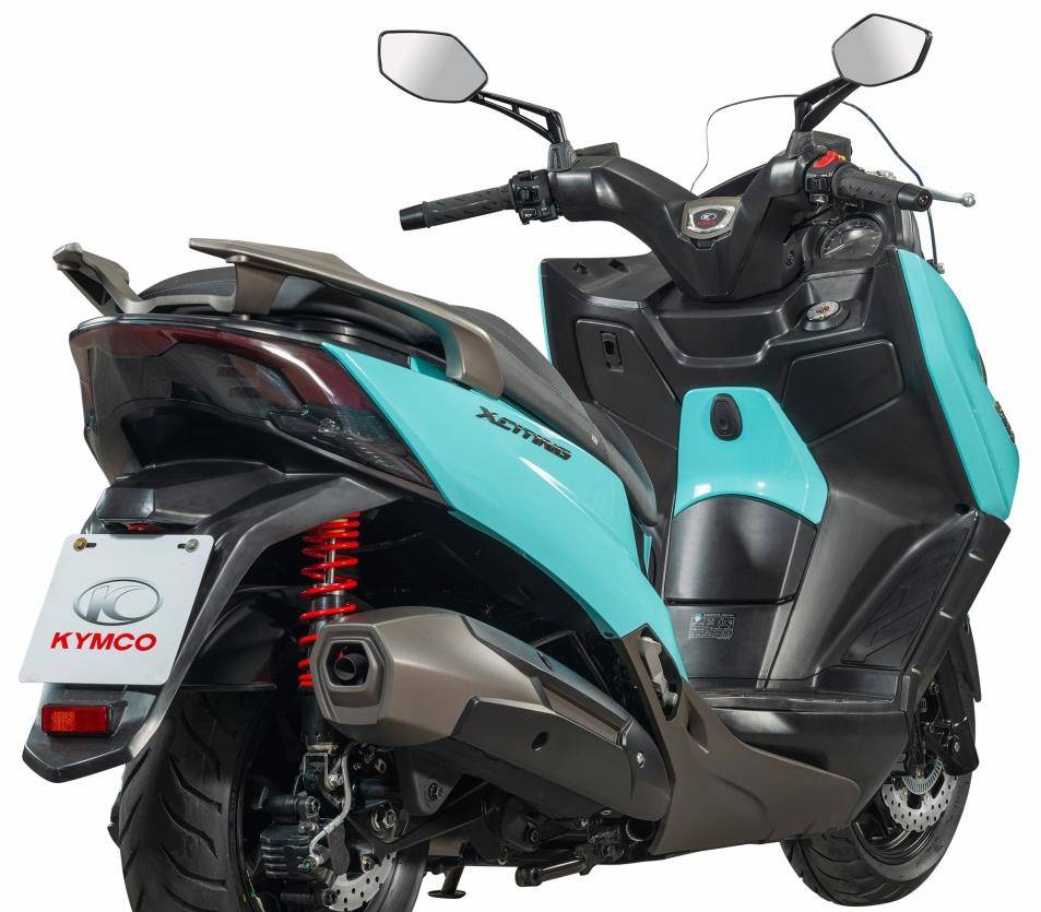 光阳250级巡航踏板,单缸2气门水冷电喷16kw,可调悬架碟刹配cbs_搜狐