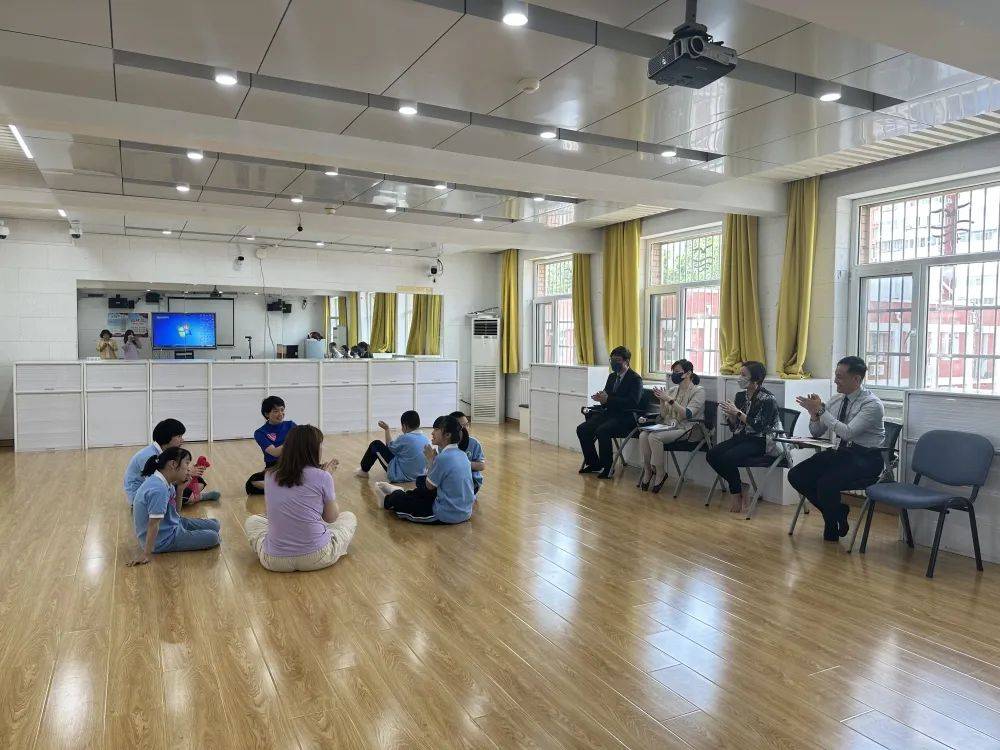香港特教学校校长学习交流团莅临北京市健翔学校跟岗研修_活动_两地