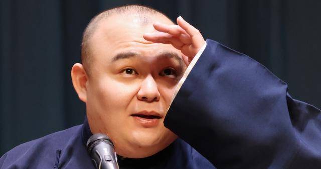 德云社教导主任发文吐槽,自己留头发不当光头,搭档倒不适应了_冯照洋