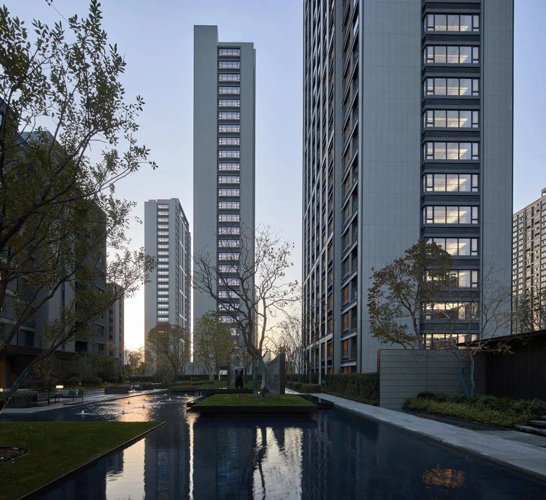 樟宜翠湾商铺丨售楼部电话