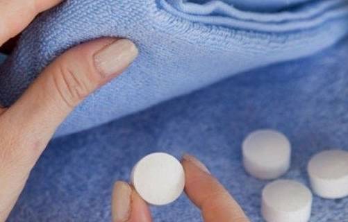 樟脑丸本身对于孕妈就有一定危害,如若长时间接触,容易造成呕吐,贫血.