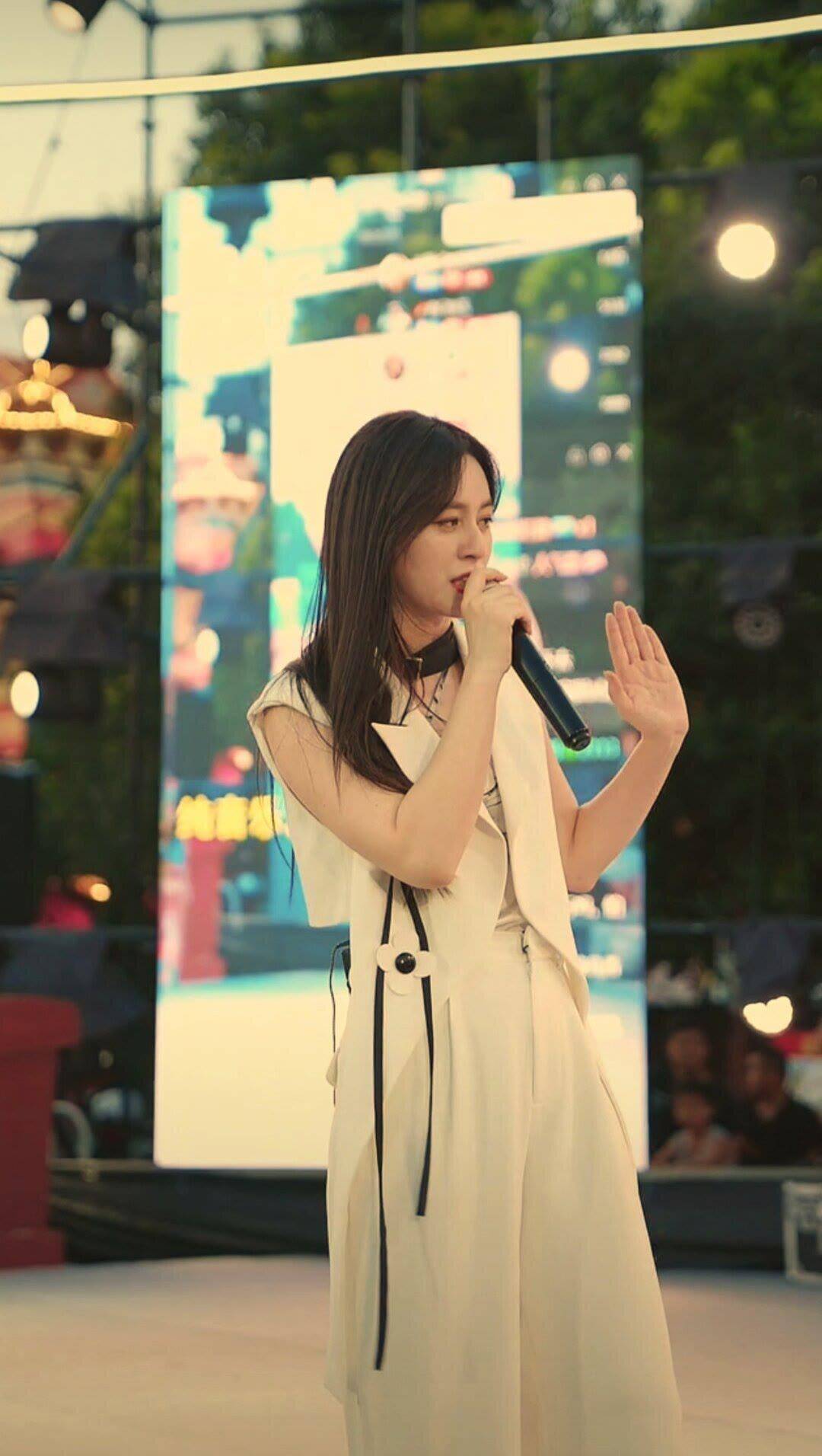 唐艺:大器晚成的顶流网红_比赛_王新_大赛