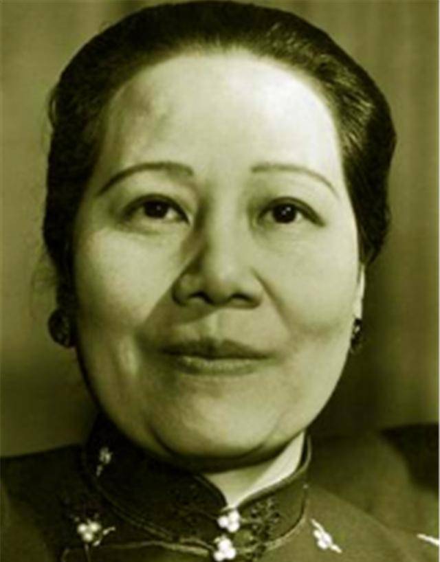 宋霭龄亲如母女:宋美龄与孔令伟孔令伟与宋美龄的关系真的可以用亲如