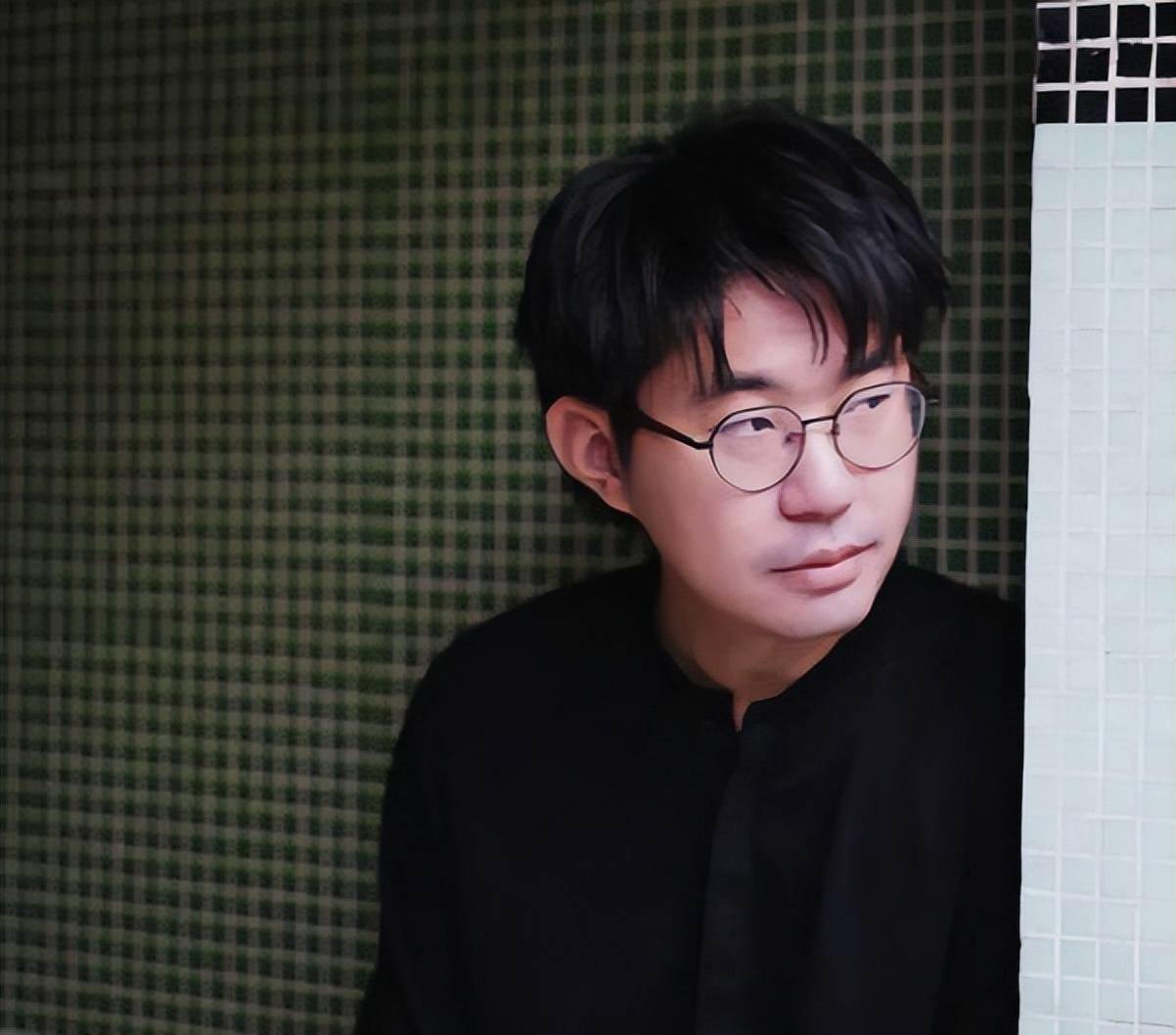 原创脱口秀演员house现场录音公开,冒犯人民子弟兵的证据确凿_李昊石