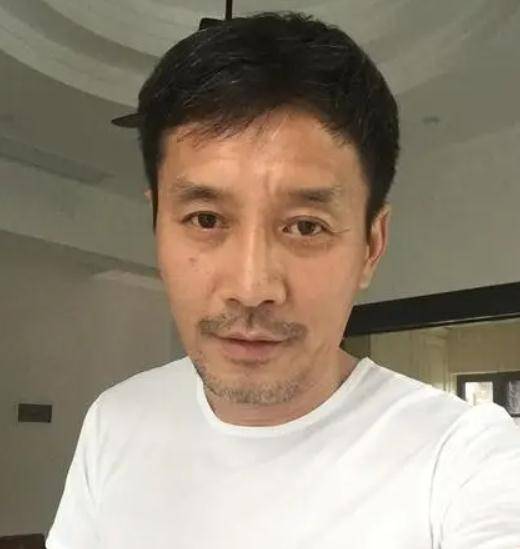 田小洁:愧对于前妻曾萍,余生不会辜负二婚的江珊,待继女如亲生_朋友