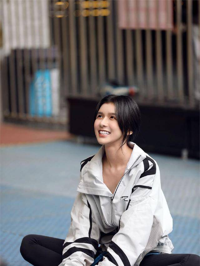 《哎呀好身材4》中,王大陆和蔡卓宜的约会真的好像运动会呀_关系_ivy