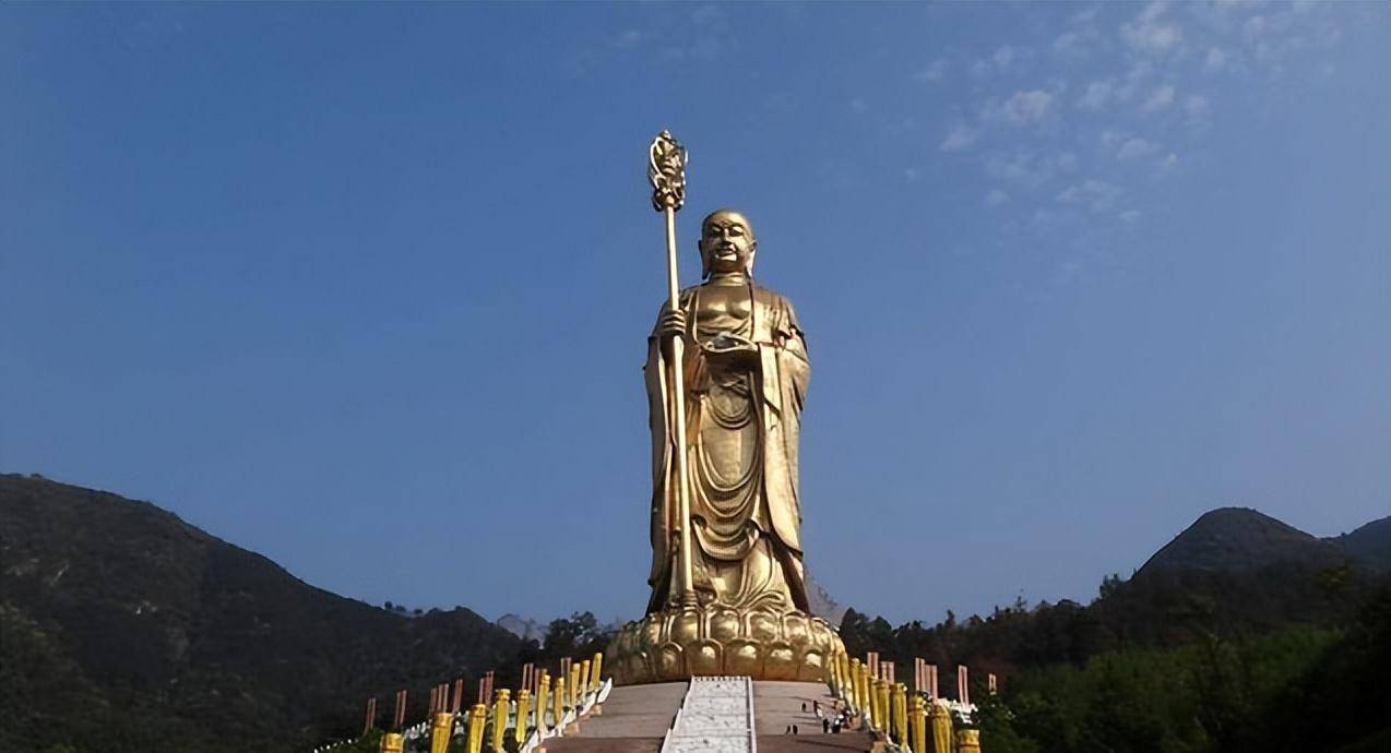山是一座佛,佛是一座山,壮观震撼,中国最出名的佛像有哪些?