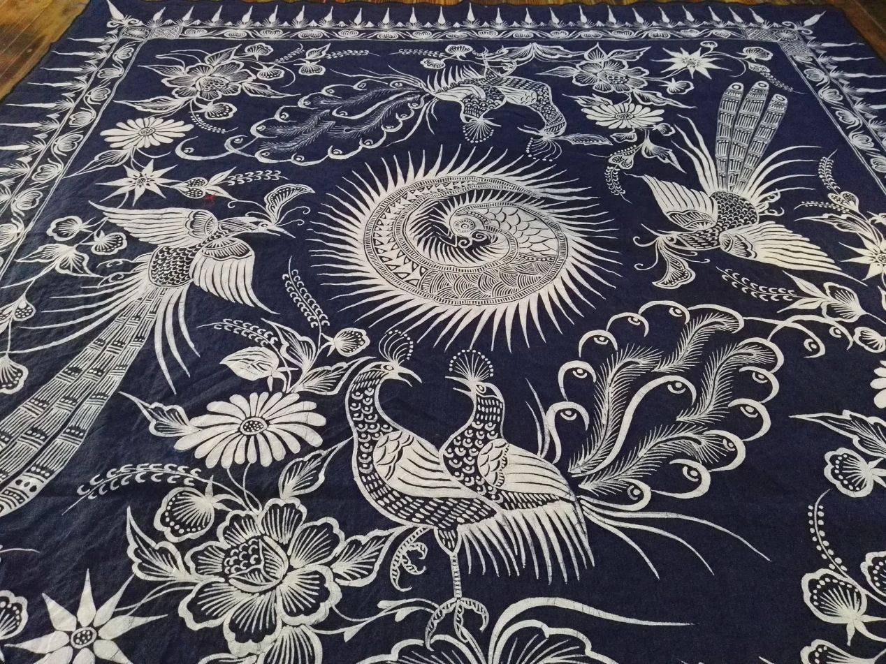 用火烧出来的苗族蜡染,这才是浴火重生_染色_图案_手工艺