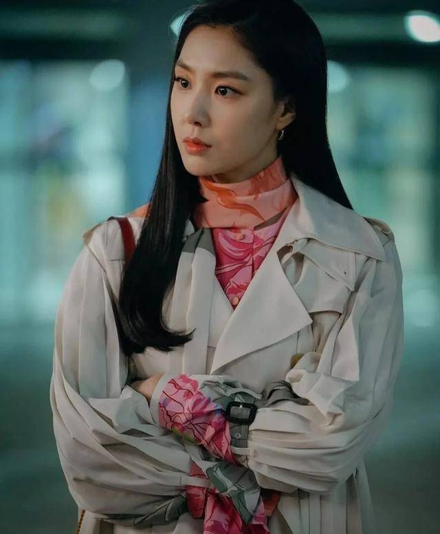 《爱的迫降》女二徐丹衣柜太好看!