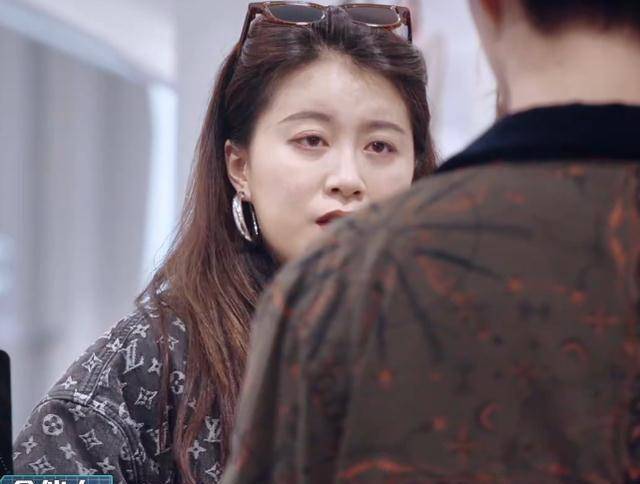 《潮流合伙人2》赵小棠为"追网红"结账,看清金额导演傻眼_车澈_老奶奶