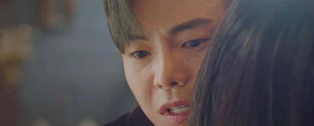 罗爱乔_周丹泰_项链