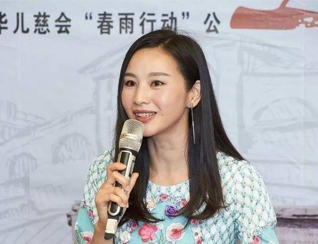 《乘龙怪婿》中的贾貂蝉,现实中的蔡紫芬,人美心灵更美_经历_人生