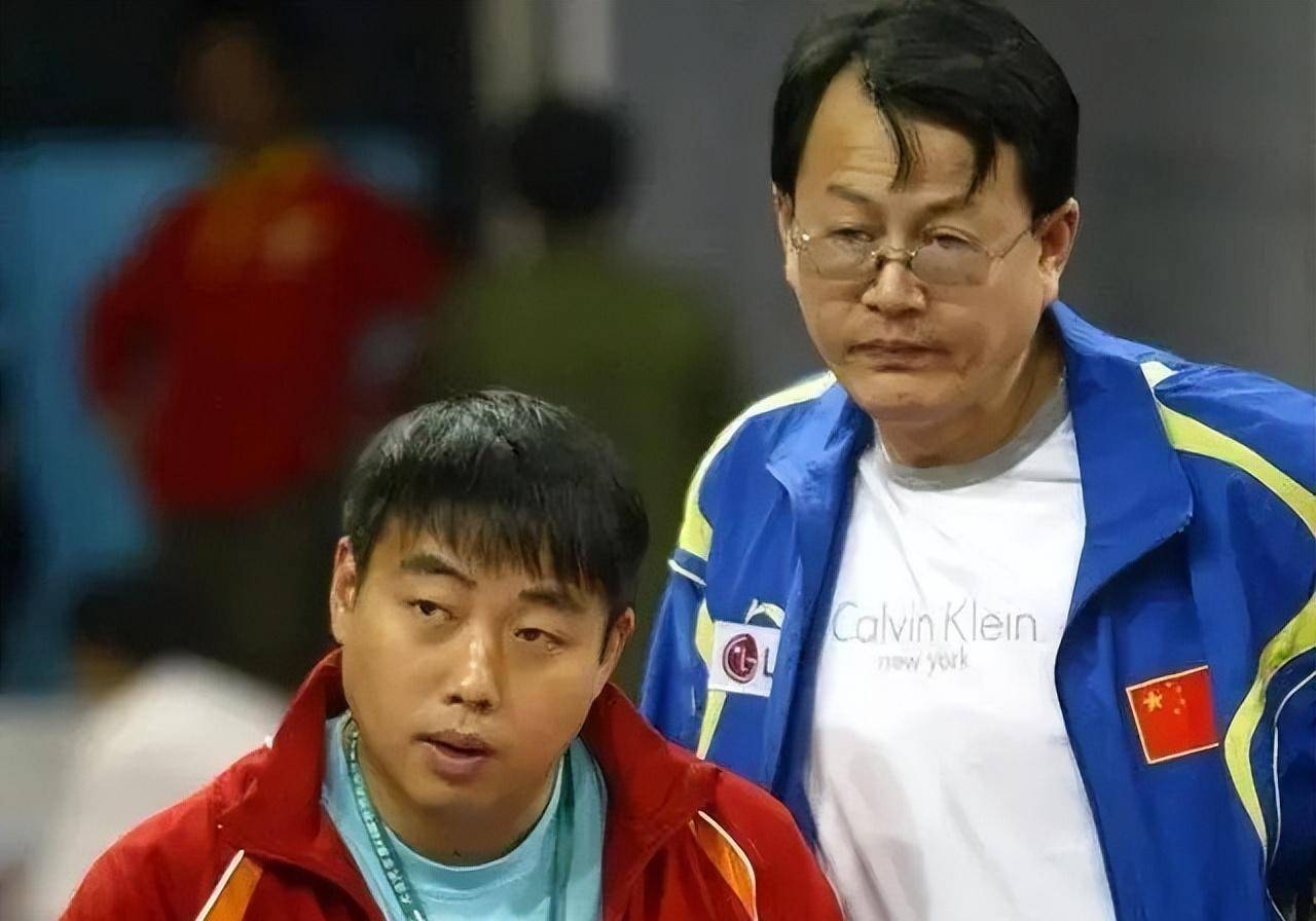 如果说王涛是樊振东这匹千里马的伯乐,那吴敬平就是潘振东的恩师.