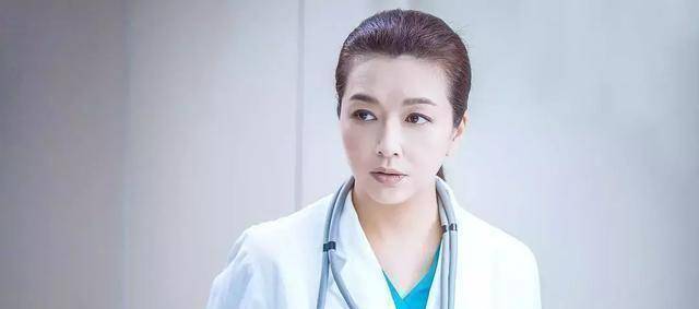 陈宝国,张丰毅很活跃,而她退到十八线_剧中_热播_观众