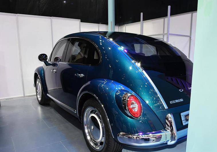 长城版"甲壳虫"正式官宣,采用复古元素,内置三块液晶屏!