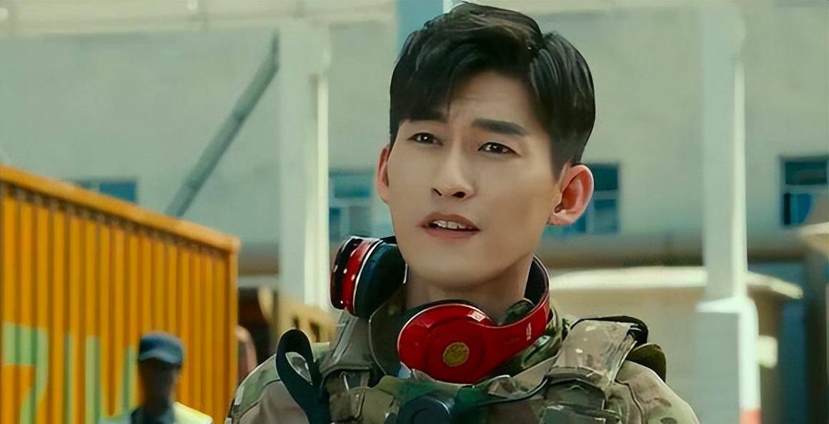 38岁的张翰哭了,与娜扎分开已有5年,至今还是单身_转型_感情_郑小花