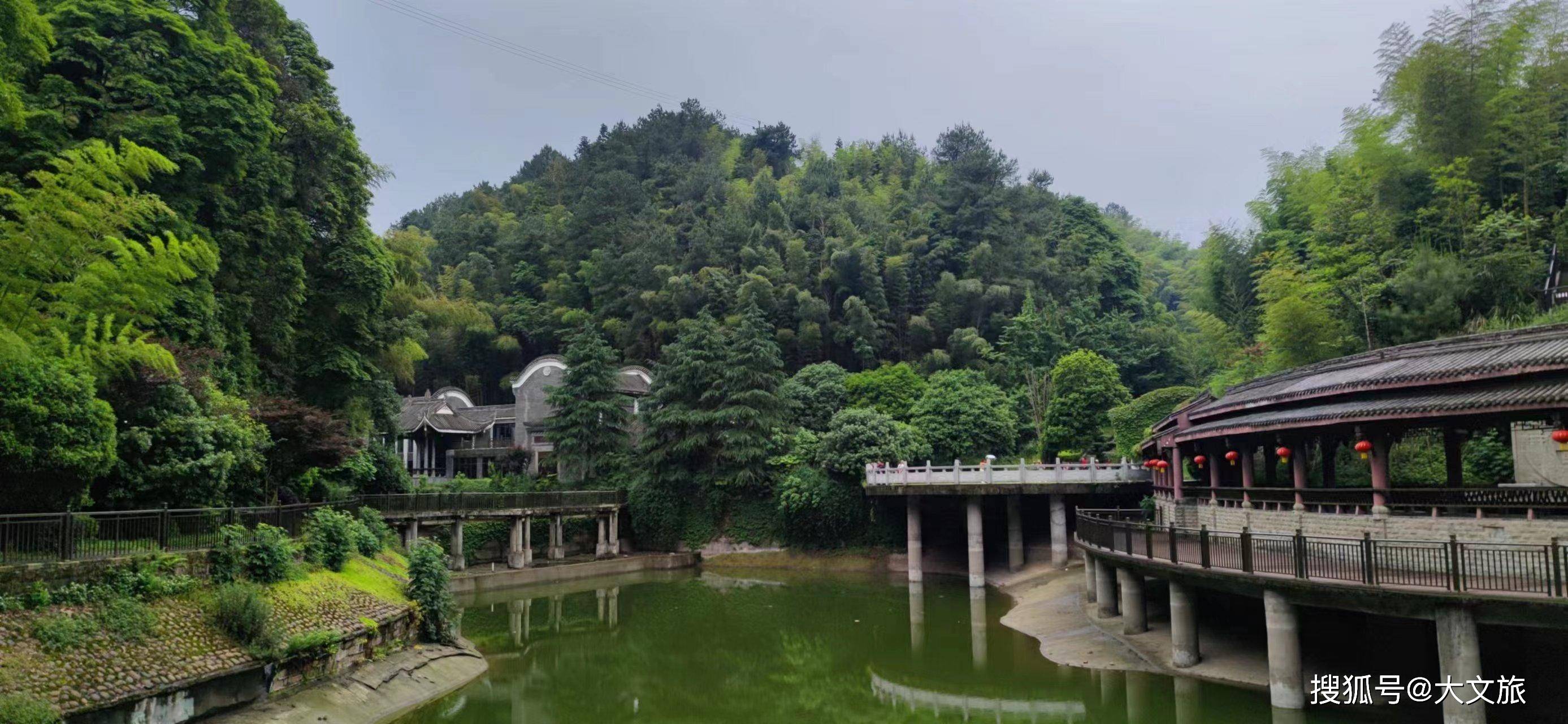 张艺谋《十面埋伏》取景地茶山竹海:青山碧水让人忘忧