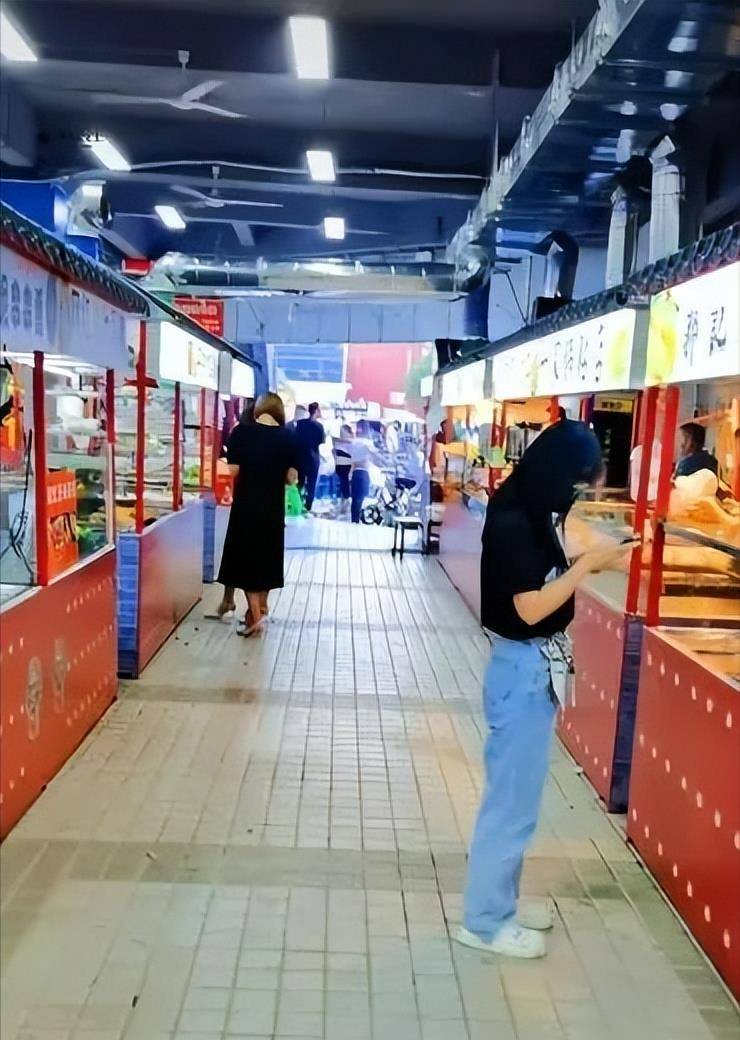 汶上县步行街:见证汶上人成长的独特城市文化符号_家乡_记忆_生活