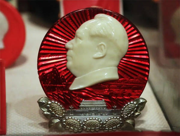 红色收藏品为什么越来越少,现在还值得关注吗?_艺术_价值_红山文化