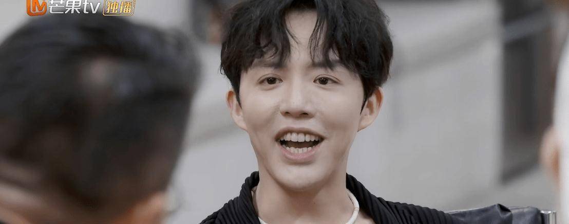 《披荆斩棘》五公录制:大湾区淘汰1人,张晋赢李承铉没有悬念_李云迪