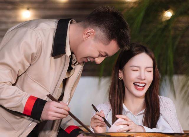 《女儿恋爱》卡斯柏"打探"金晨是否会为男友变造型,金晨回应好清醒