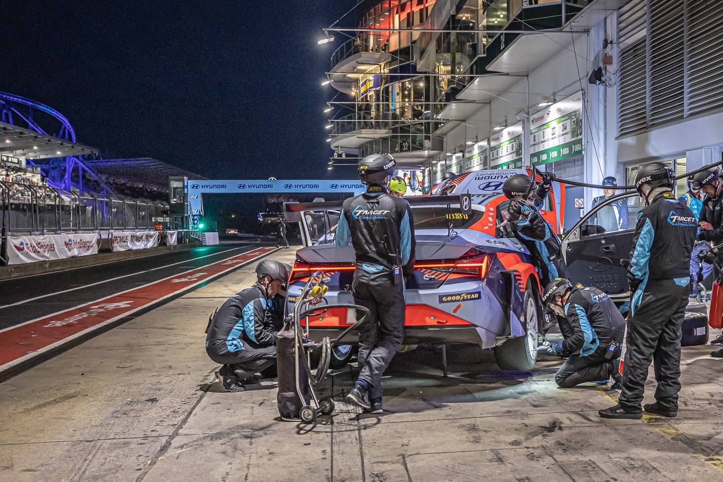 现代汽车高性能n品牌连续8年征服纽博格林24小时耐力赛 实现tcr组别三