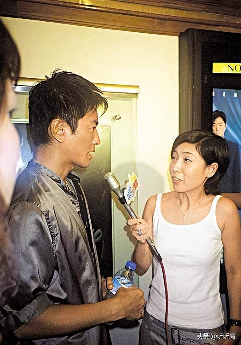 黎芷珊_何鸿燊_因为