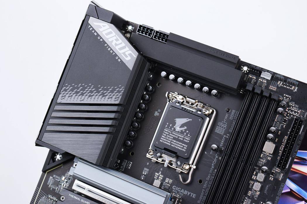 技嘉z790 aorus elite ax主板開箱拆解評測:玩的就是堆料_散熱_供電