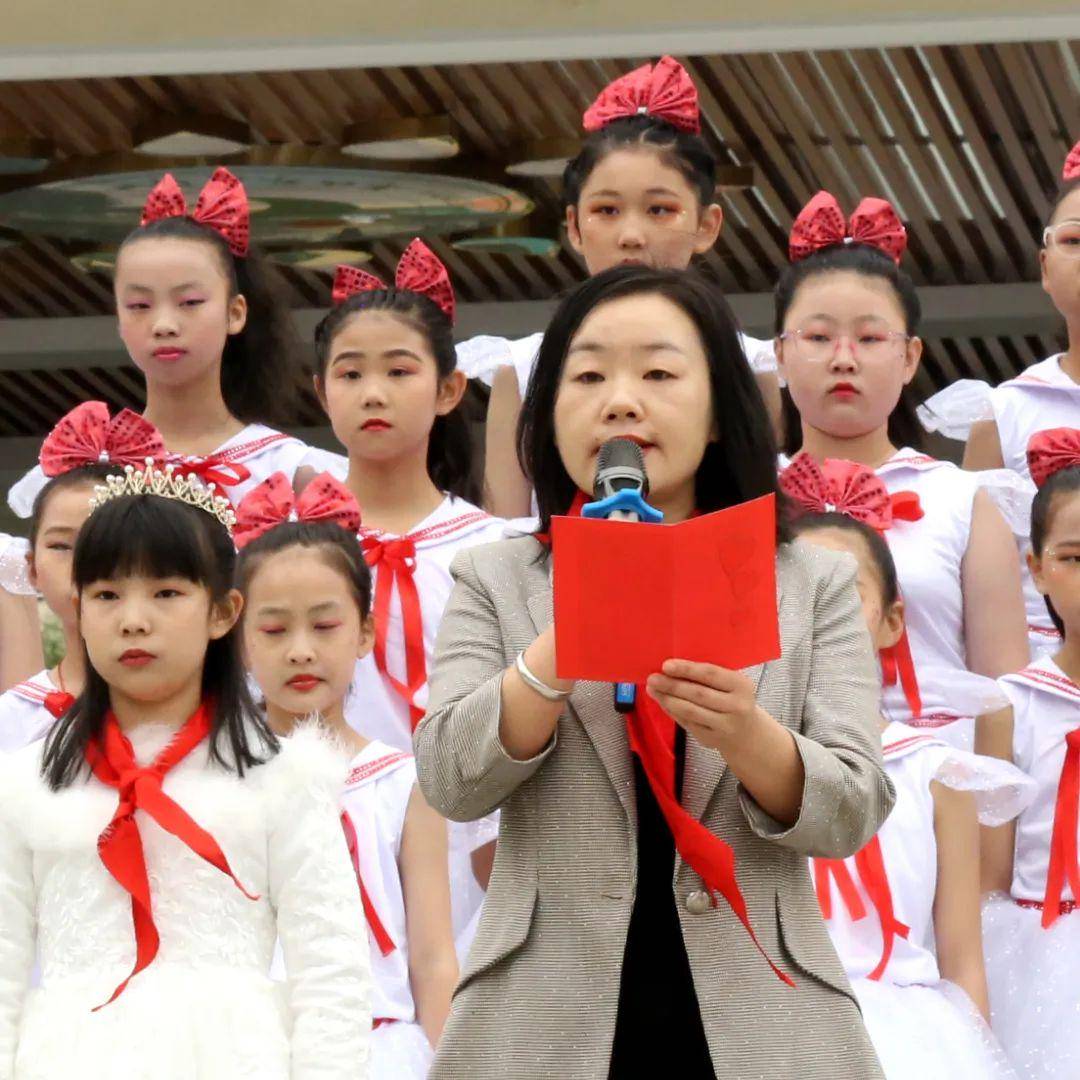 信阳羊山外国语小学图片