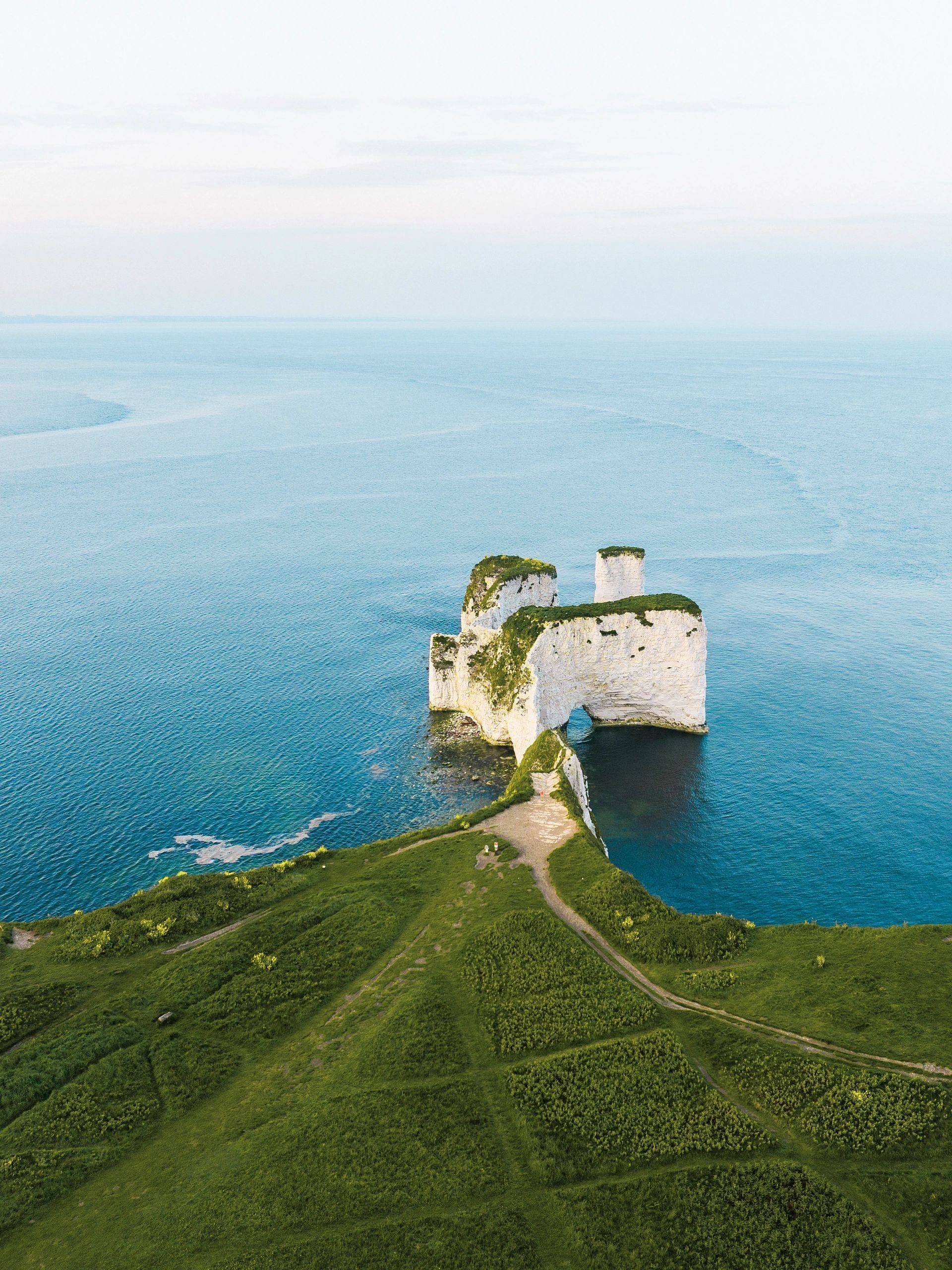 我在侏罗纪海岸,看到了陆地的尽头!_harry_rocks_old