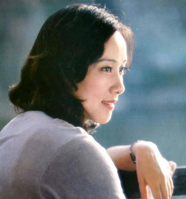 5年没演戏的黄梅莹,年轻时端庄秀丽,感谢徐峥:帮她弥补遗憾_妈妈_母子