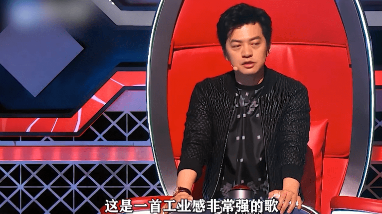他也忍不住委婉的调侃起来和周杰伦同为评委的李健看完节目不得不说