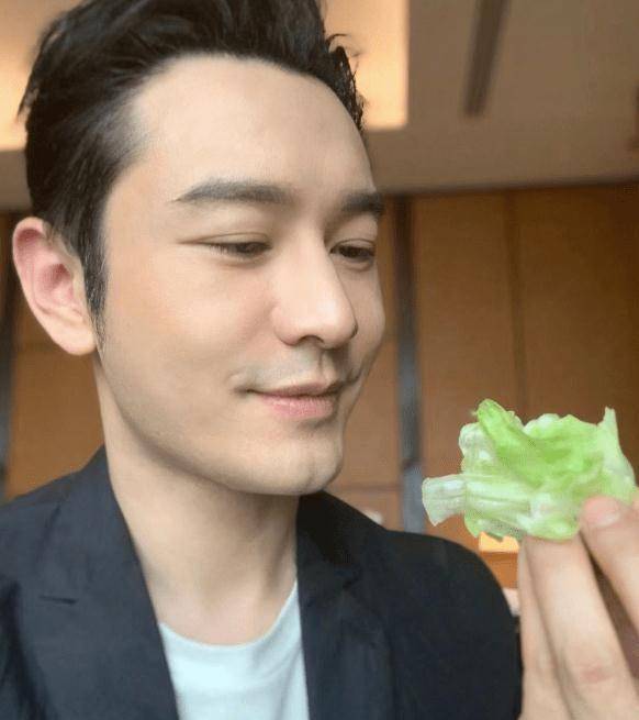 43岁黄晓明暴瘦20斤,看了他的减脂一日菜单,网友:愿意选择胖着_减肥