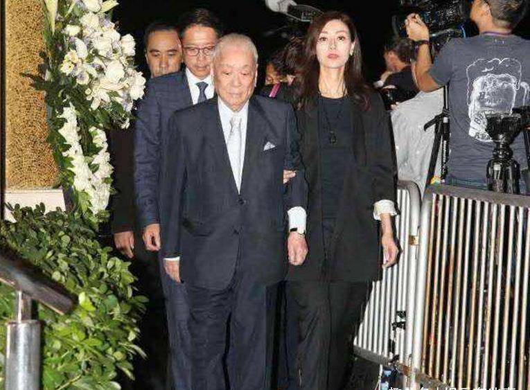 痴情船王许世勋:赛马70年花钱数亿,曾创夺冠纪录,成香港马王_许晋亨