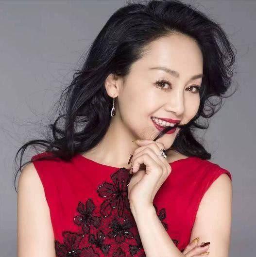 著名演员王姬:18岁拍戏,31岁才走红,为了病儿拼命工作_宋丹丹_因为