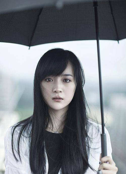 孙婉倪 吉林眉将柳而争绿,面共桃而竞红你知道还