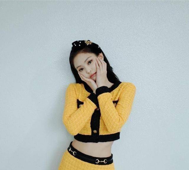 jennie的solo造型美晕了!