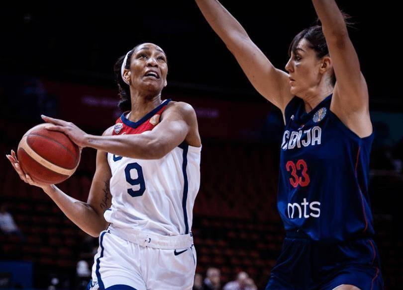 88-55 女篮世界杯首支4强出炉 世界第1美国队大胜晋级 没有悬念