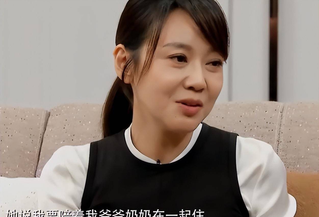 闫妮:分手那天挥泪和公婆告别,18年后对待前公婆如同亲生父母_丈夫