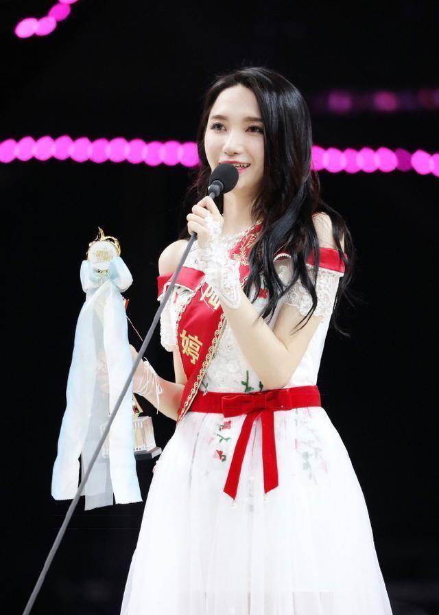 snh48年度总决选落幕,李艺彤第一实至名归,黄婷婷遗憾第二_冯薪朵
