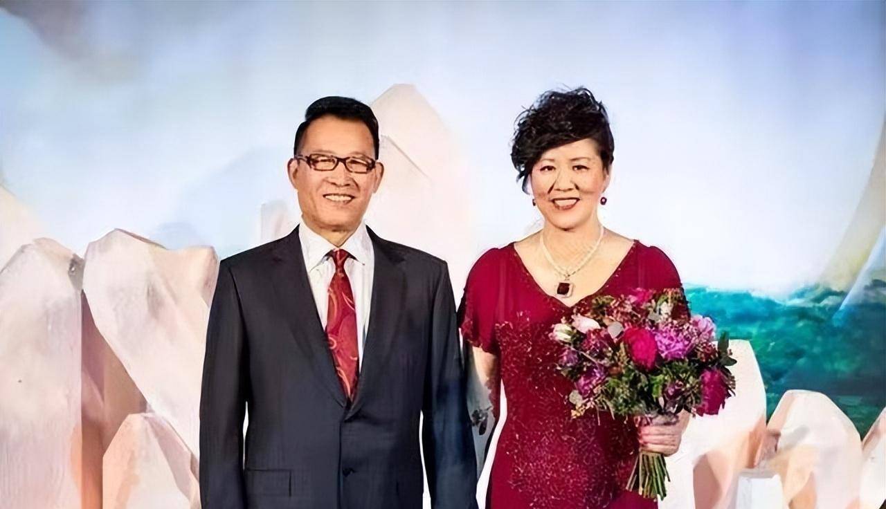 郎平之女白浪:我离异但重情重义的父母亲,我的婚事你们不用牵挂_妈妈