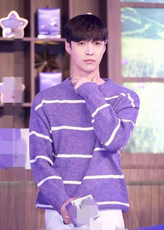 活动_张艺兴_衬衫